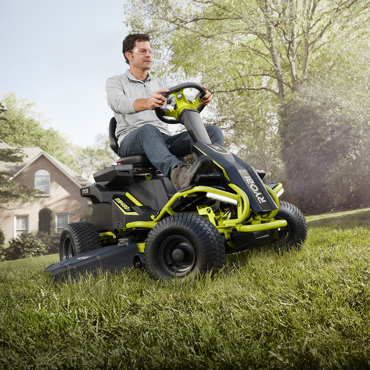 38" 75 AH Electric Riding Lawn Mower Image 4