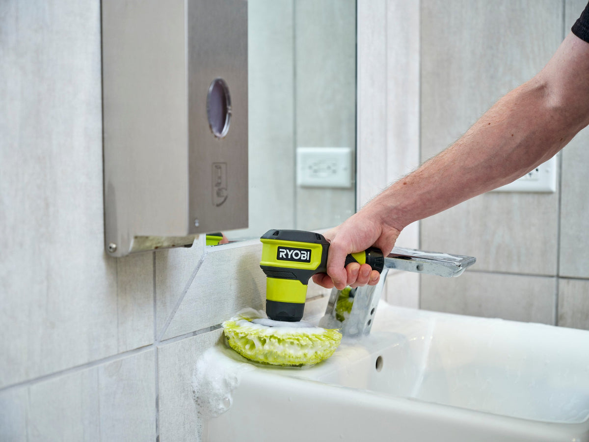 USB LITHIUM POWER SCRUBBER KIT Image 12